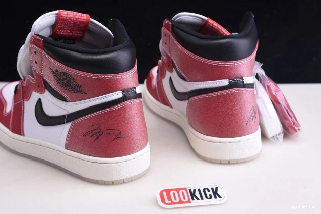 HYPE X HIGH ROOM TROPHY JORDAN AIR 1 OG DA2728-100 0815